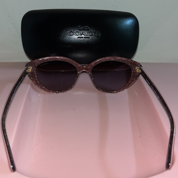 Coach sunglasses - Picture 3 of 4